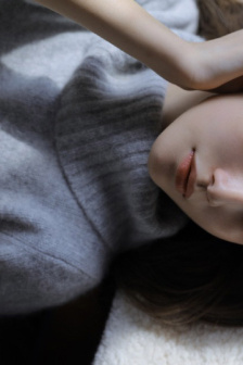 父子俩同耕一块地